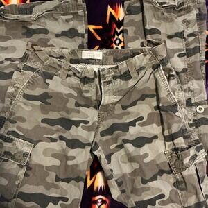 Y2K Old Navy Pants Womens 6 Cargo Camo Grunge Skater Ultra low Rise Slim Boot
